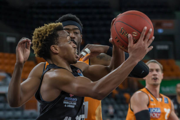 更是一名场 更是一名场